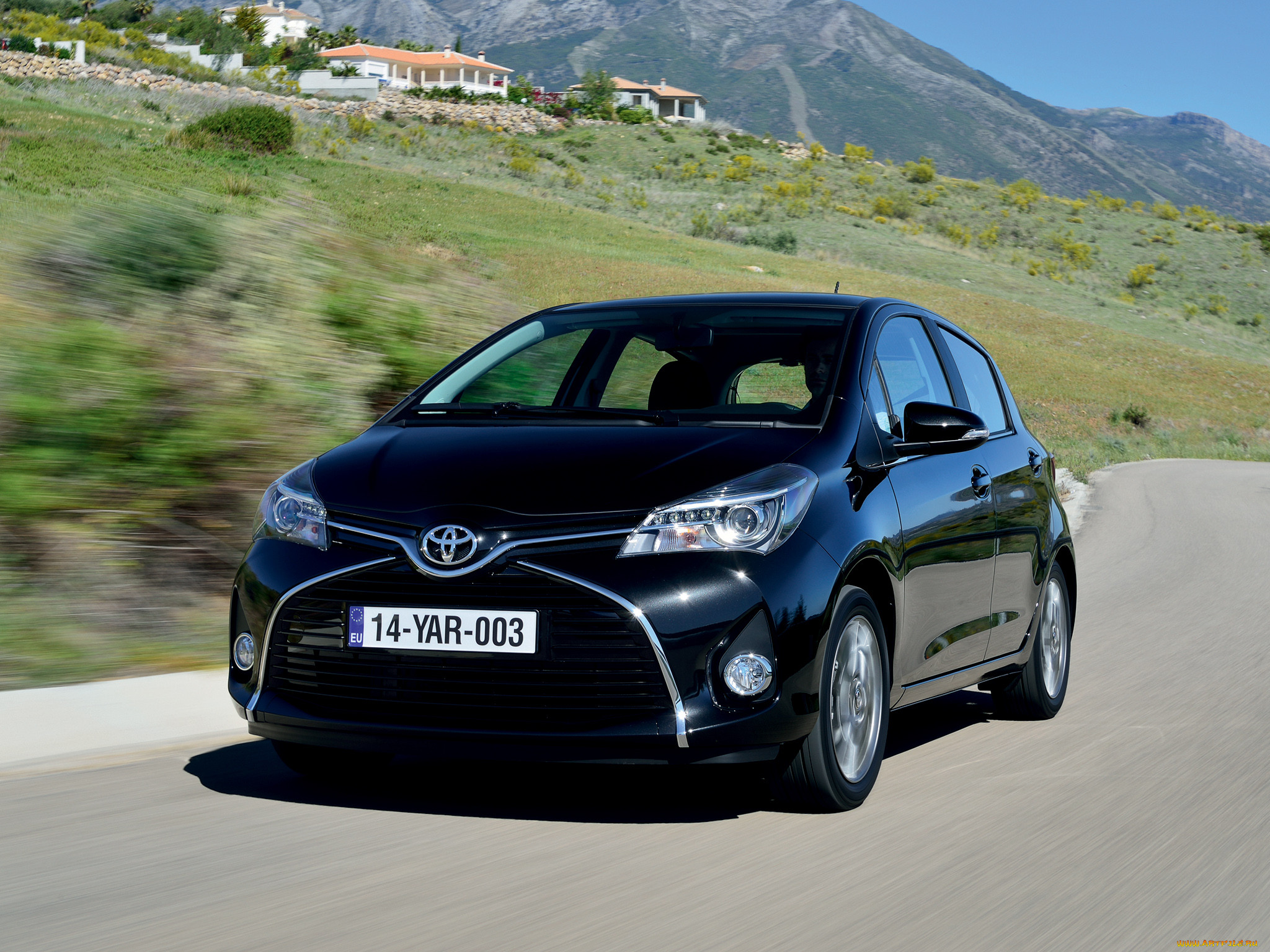 , toyota, yaris, 5-door, 